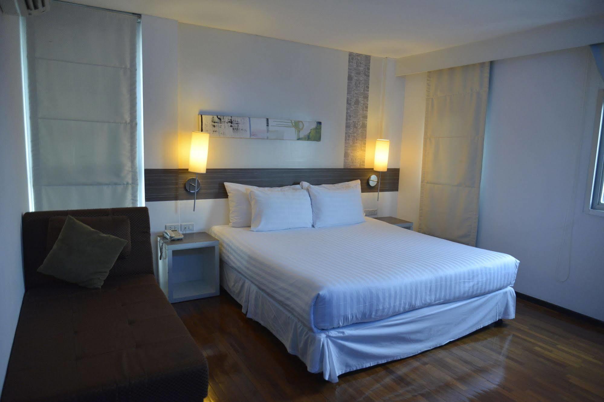 The Mini R Ratchada Hotel Bangkok Eksteriør billede
